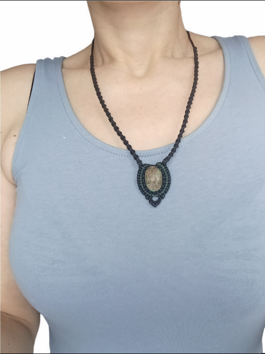 6. TIBETSKÝ TYRKYS - 650,-