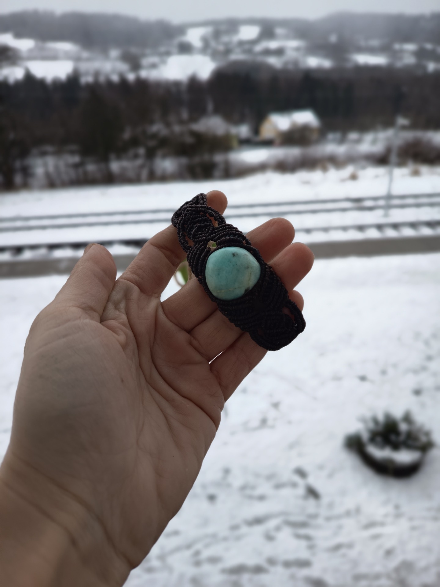  1. AMAZONIT ,,OKO JEZERA,, - 750,-